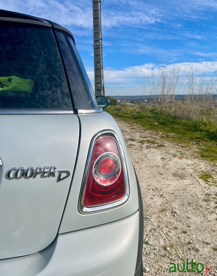 2010' MINI Cooper D photo #5