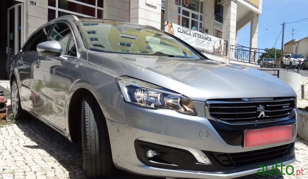 2015' Peugeot 508 Sw photo #3