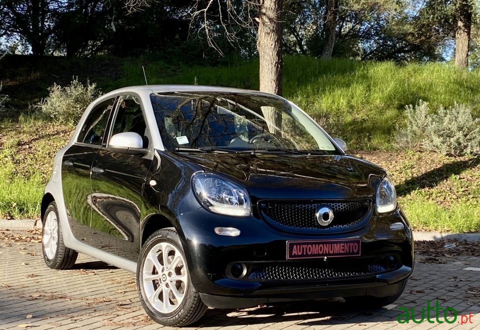 2019' Smart Forfour photo #1