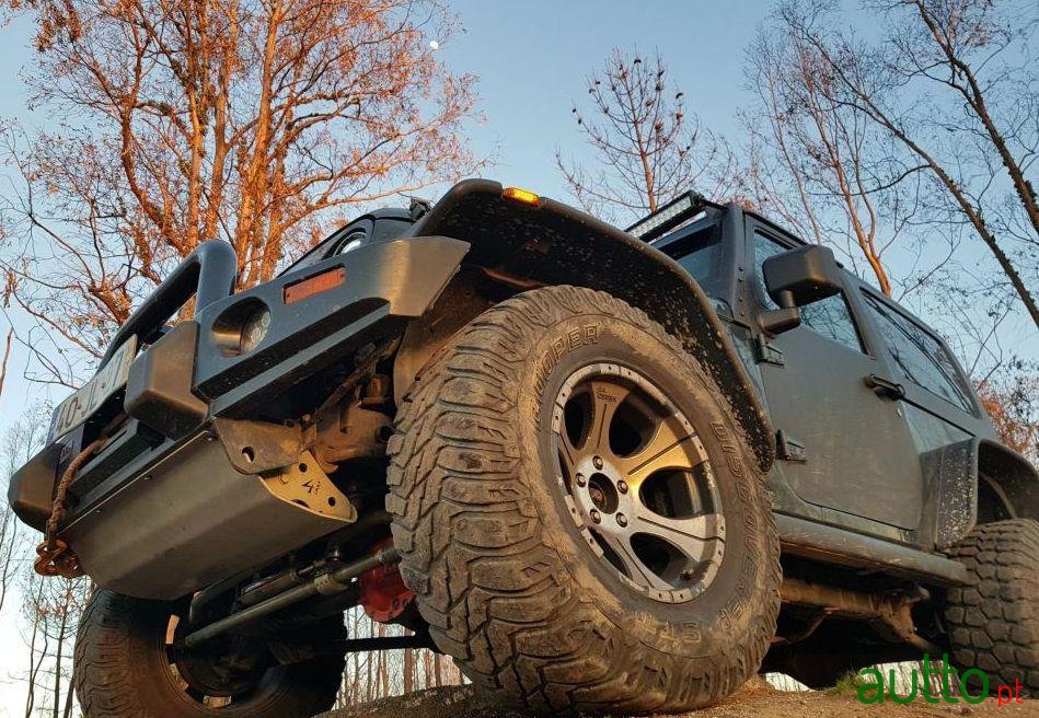 2010' Jeep Wrangler photo #3