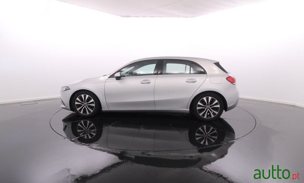 2021' Mercedes-Benz A 160 Style Plus photo #3