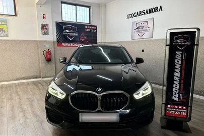 2020' BMW Série 1 D Auto