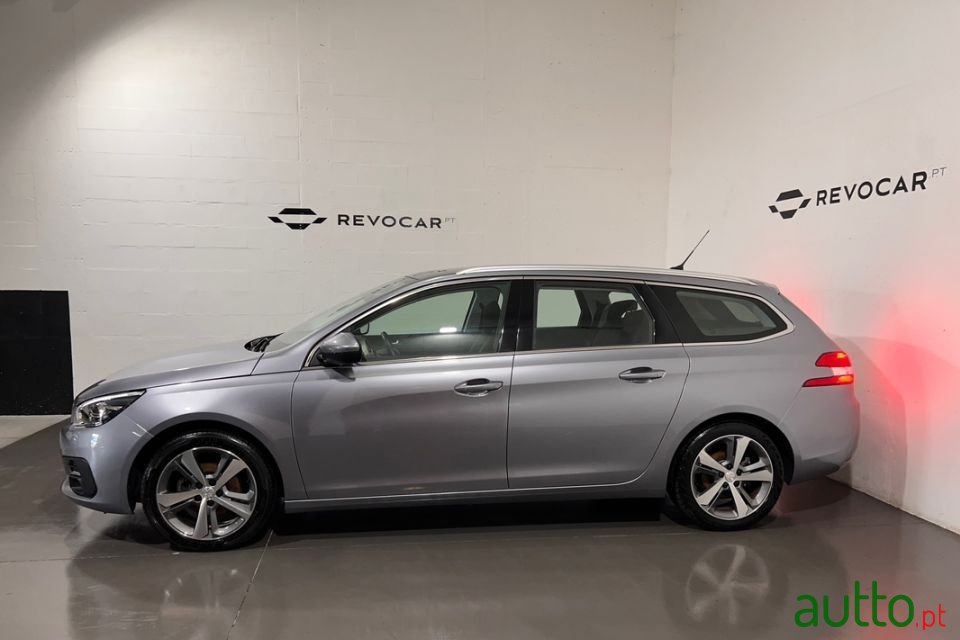 2018' Peugeot 308 Sw photo #4