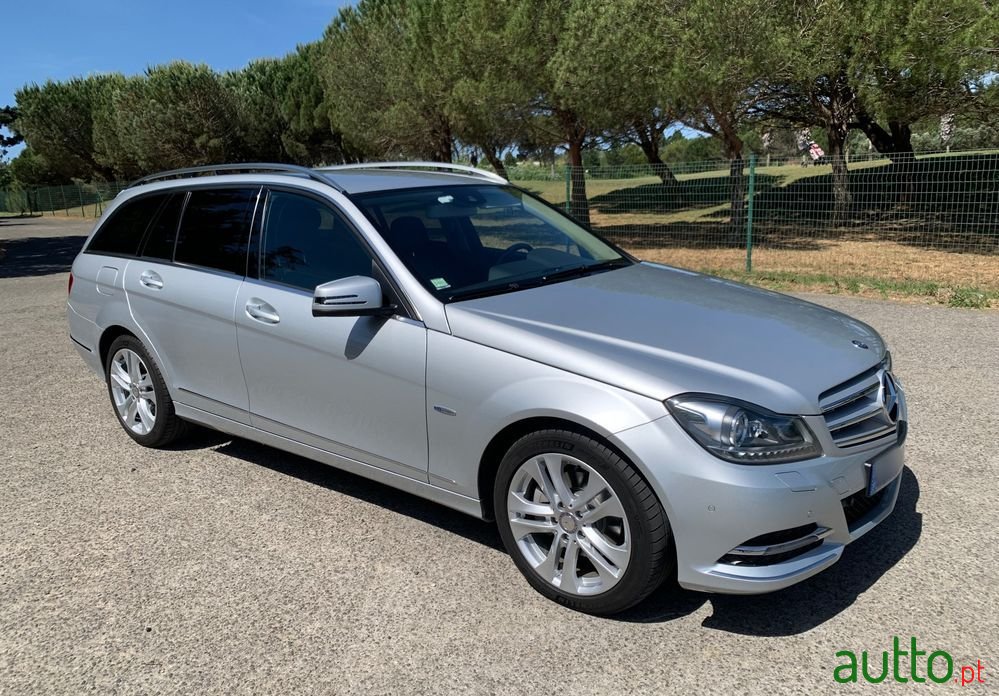 2012' Mercedes-Benz C 220 photo #1