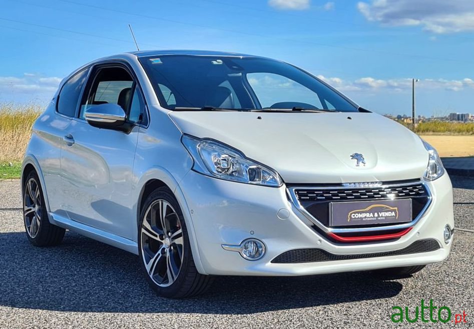 2014' Peugeot 208 photo #4