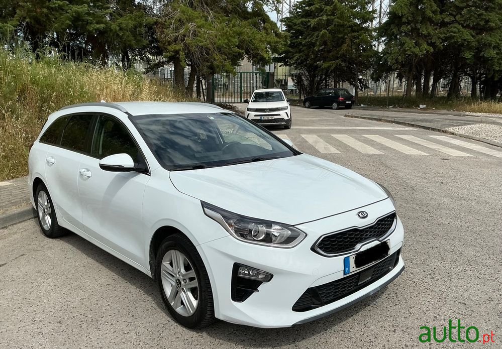 2020' Kia Ceed Sw photo #1