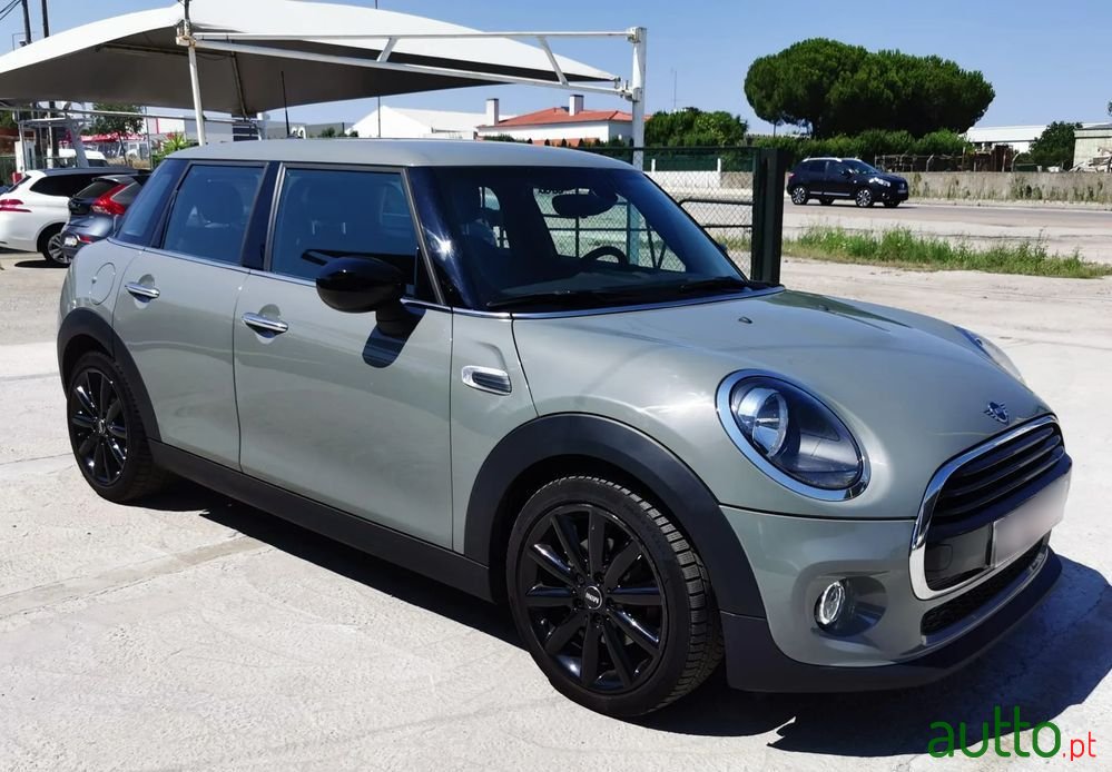2019' MINI Cooper Auto. photo #4