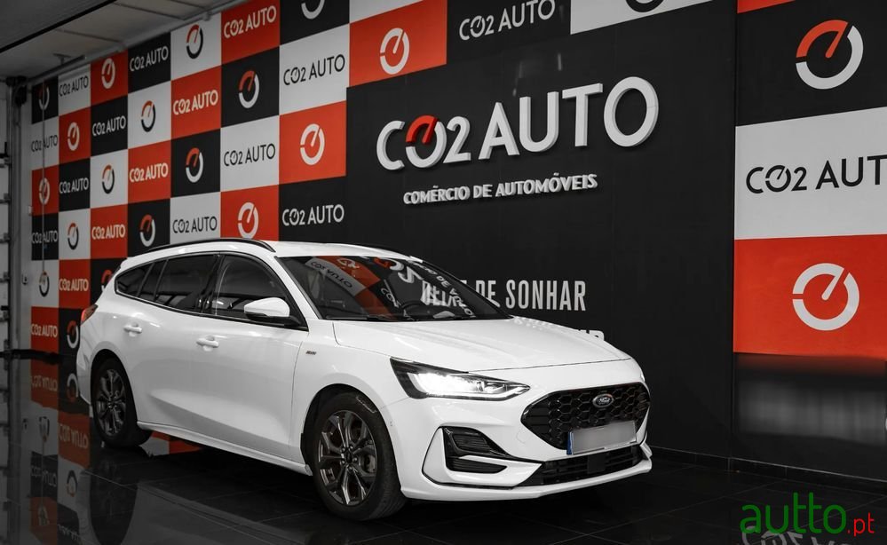 2023' Ford Focus Sw photo #1