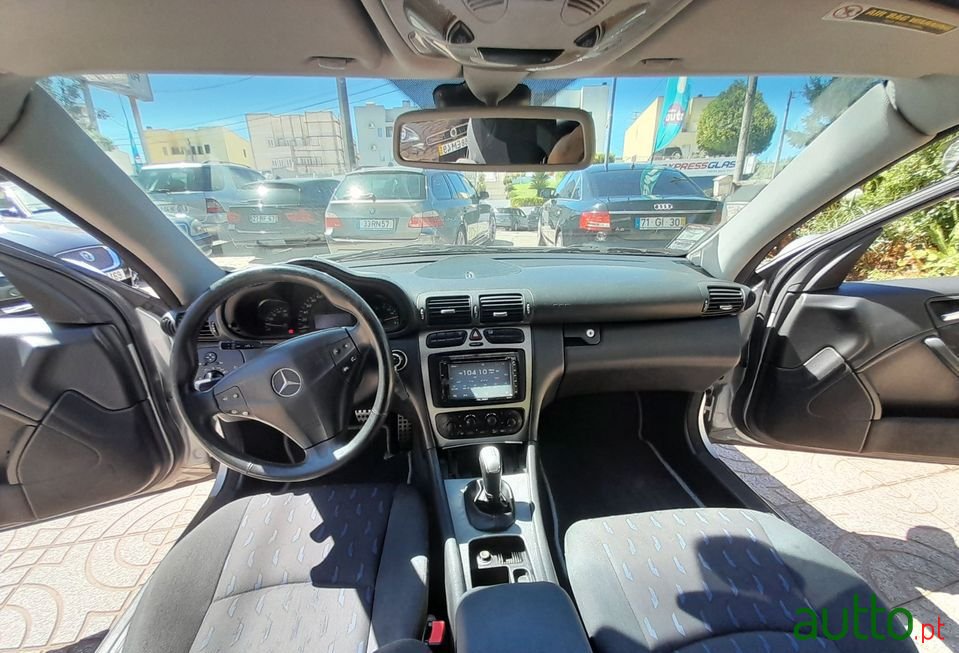 2001' Mercedes-Benz C-220 photo #5