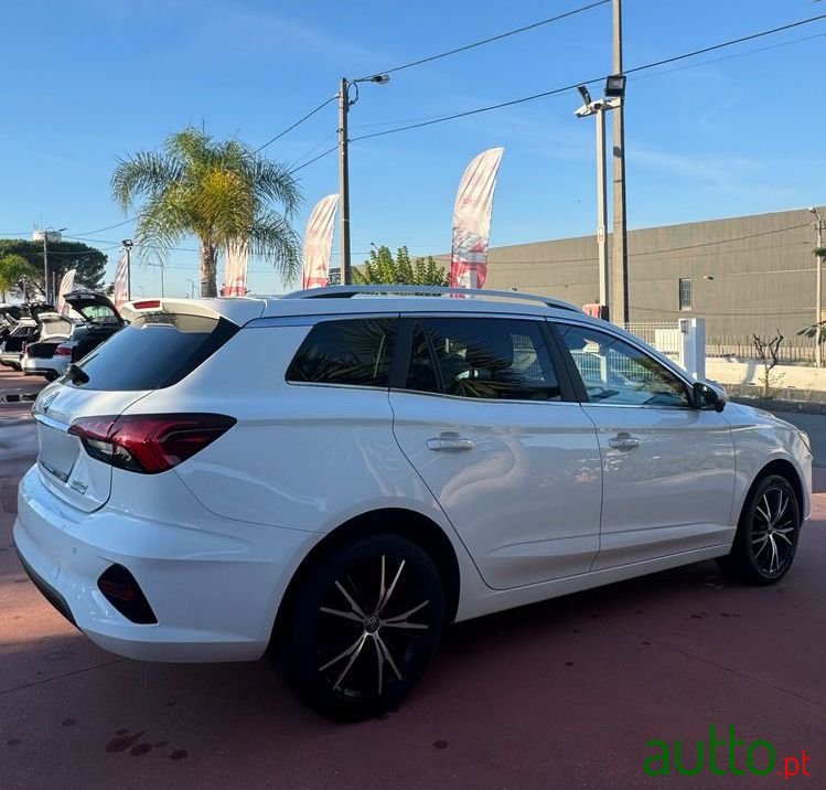 2022' MG MG5 51 Kwh Comfort photo #4