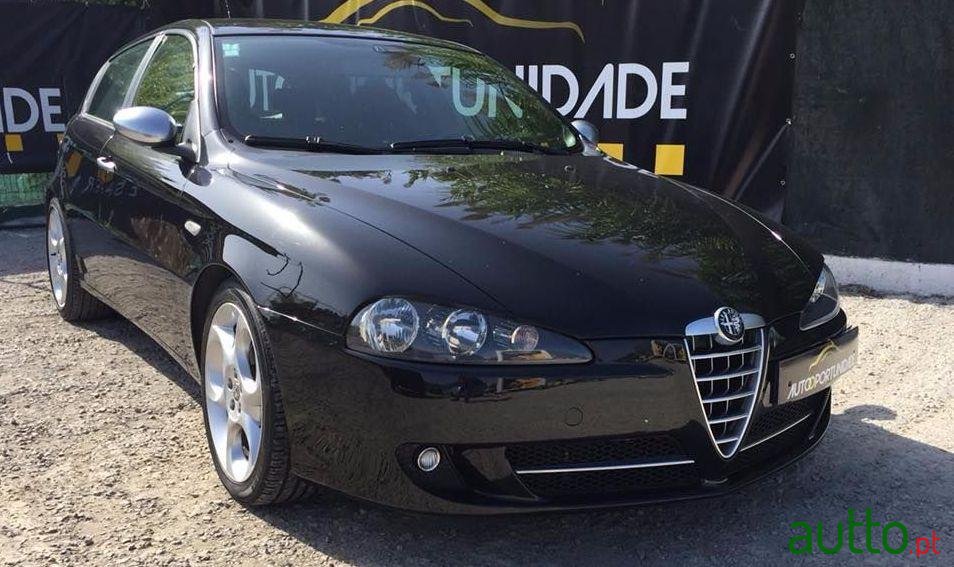 2007' Alfa Romeo 147 Q2 photo #2