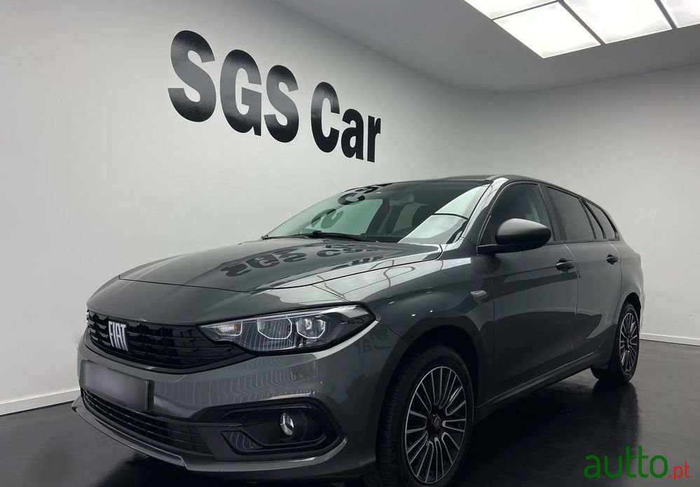 2022' Fiat Tipo Station Wagon photo #1