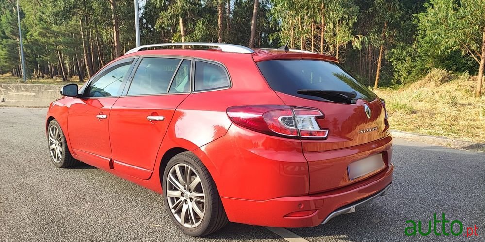 2012' Renault Megane Sport Tourer photo #6