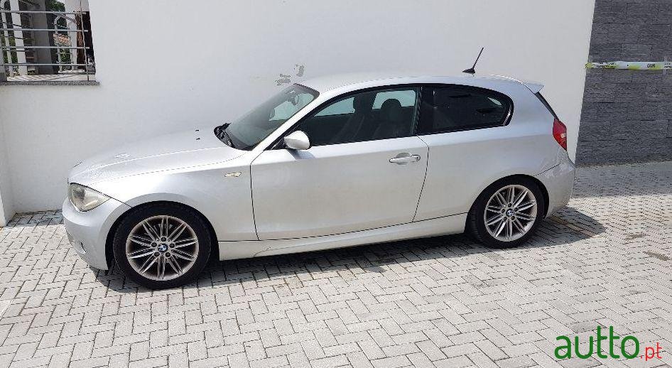 2008' BMW 120 photo #2