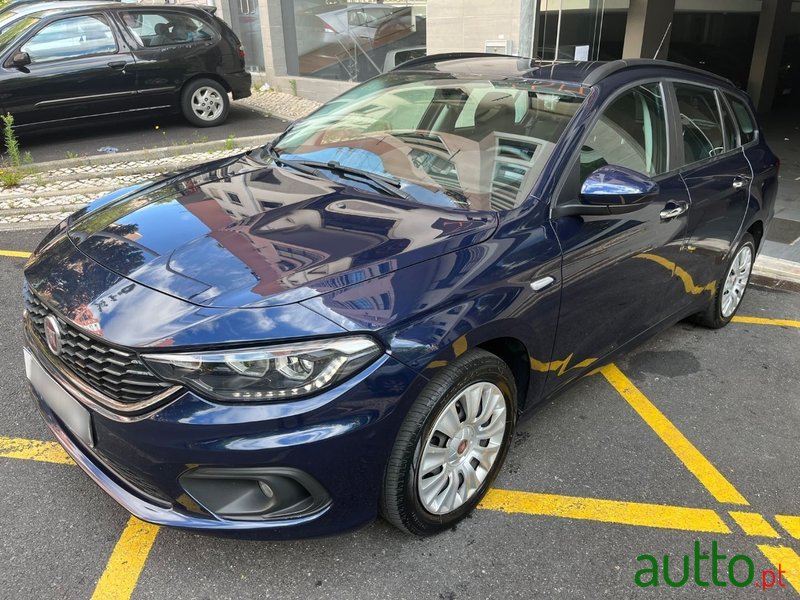 2018' Fiat Tipo Station Wagon photo #1