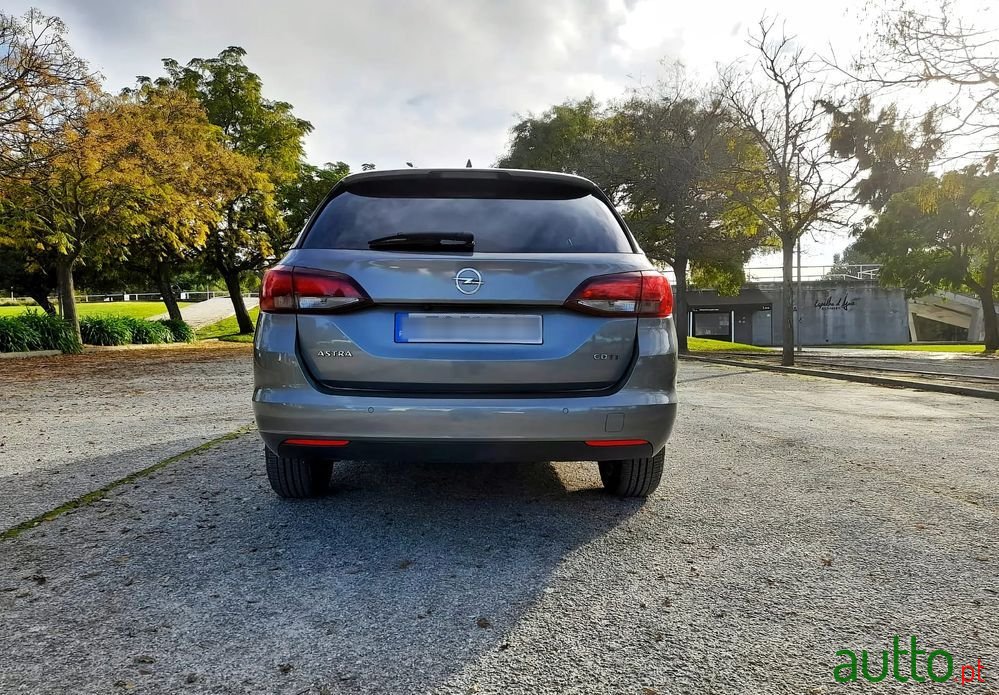 2017' Opel Astra Sports Tourer photo #2