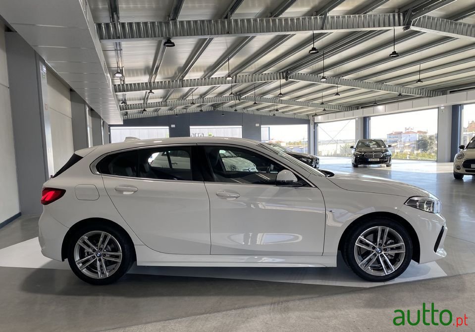 2021' BMW 116 photo #5