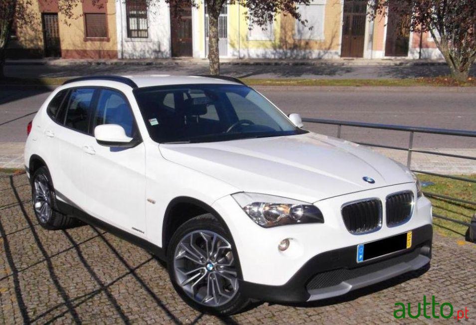2012' BMW X1 18 D Sdrive photo #1