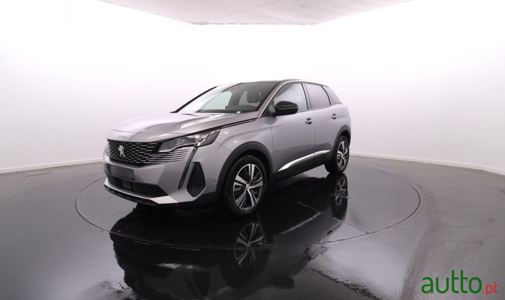 2023' Peugeot 3008 photo #1
