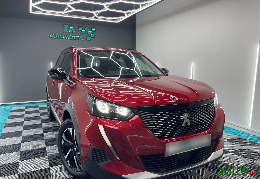 2020' Peugeot 2008 photo #4