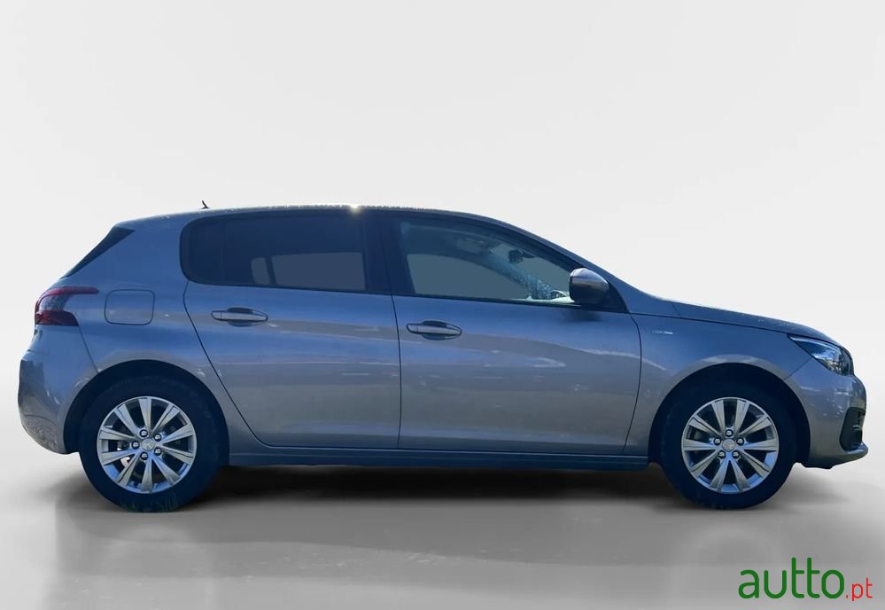 2020' Peugeot 308 1.5 Bluehdi Style photo #5