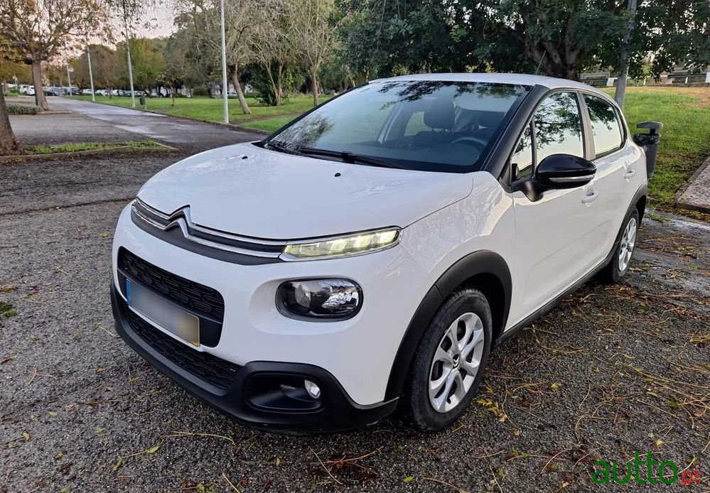 2018' Citroen C3 1.2 Puretech Feel photo #1