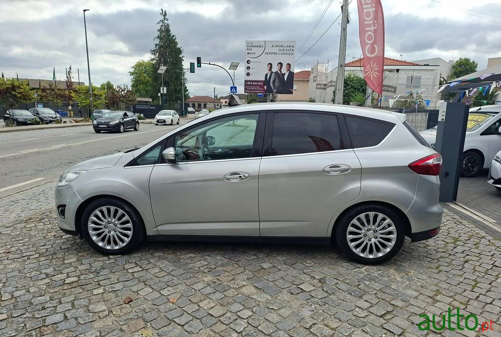 2013' Ford C-MAX photo #2