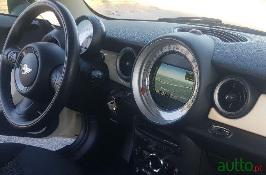 2013' MINI One D 1.6 photo #2