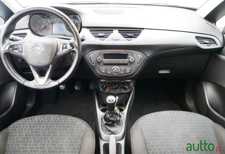 2017' Opel Corsa photo #5