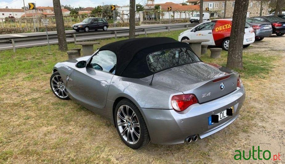 2006' BMW Z4 3.0Si photo #2
