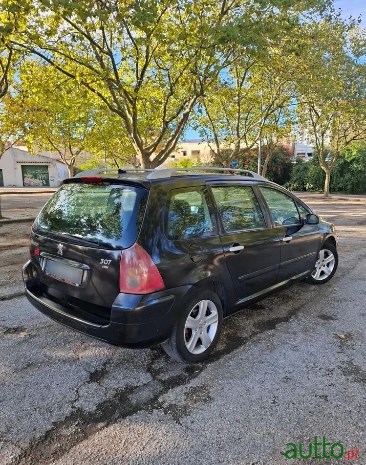 2005' Peugeot 307 Break photo #4