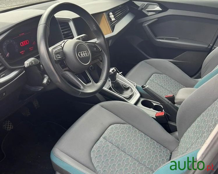 2019' Audi A1 Sportback photo #3
