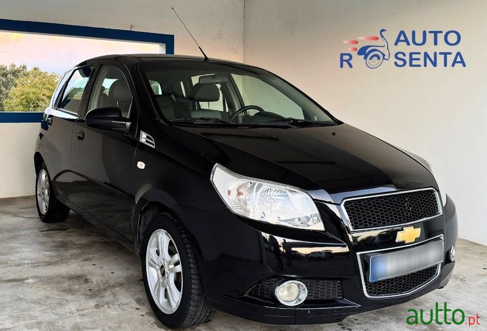 2009' Chevrolet Aveo 1.2 Lt photo #2