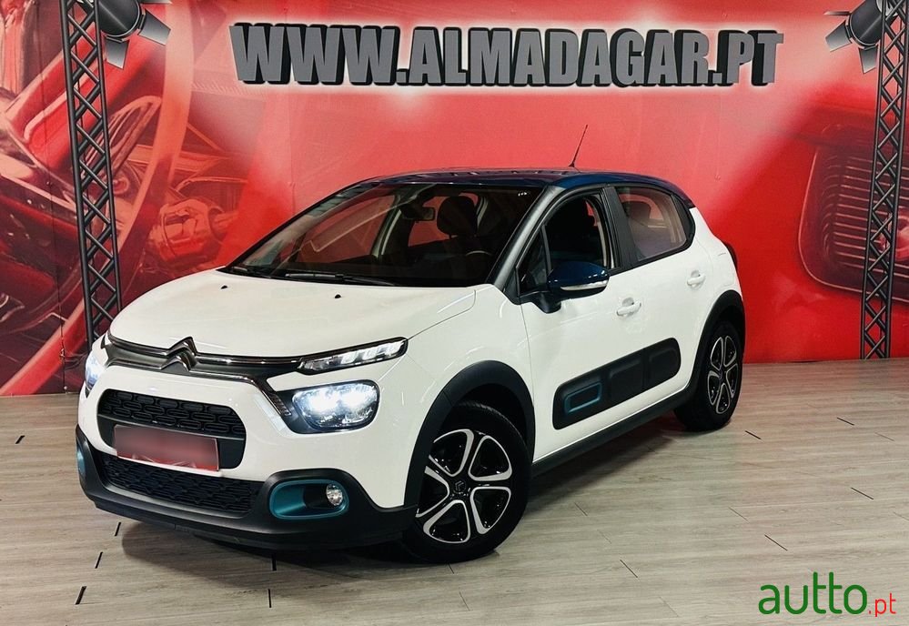 2020' Citroen C3 1.2 Puretech Shine photo #1
