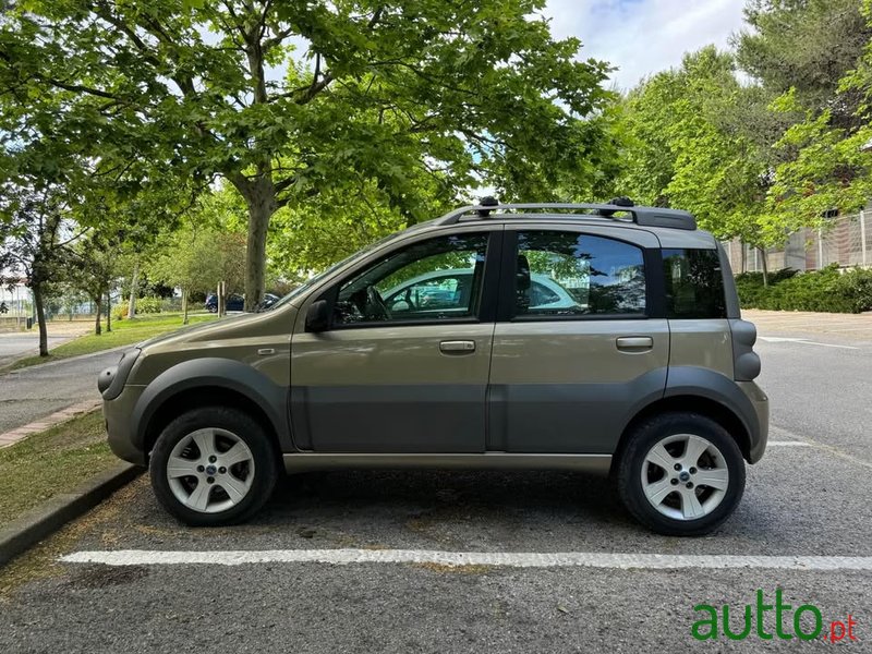 2005' Fiat Panda photo #6