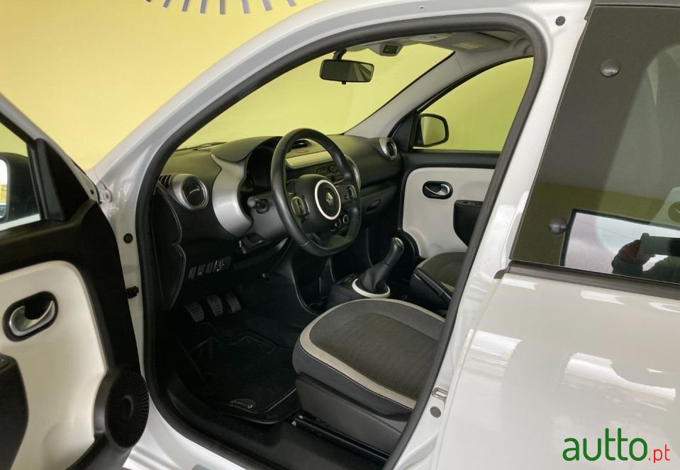 2019' Renault Twingo photo #5