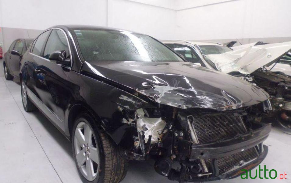 2006' Volkswagen Passat photo #4