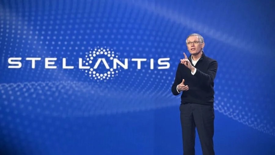 Auto industry must halve EV battery weight over next decade, Stellantis CEO says