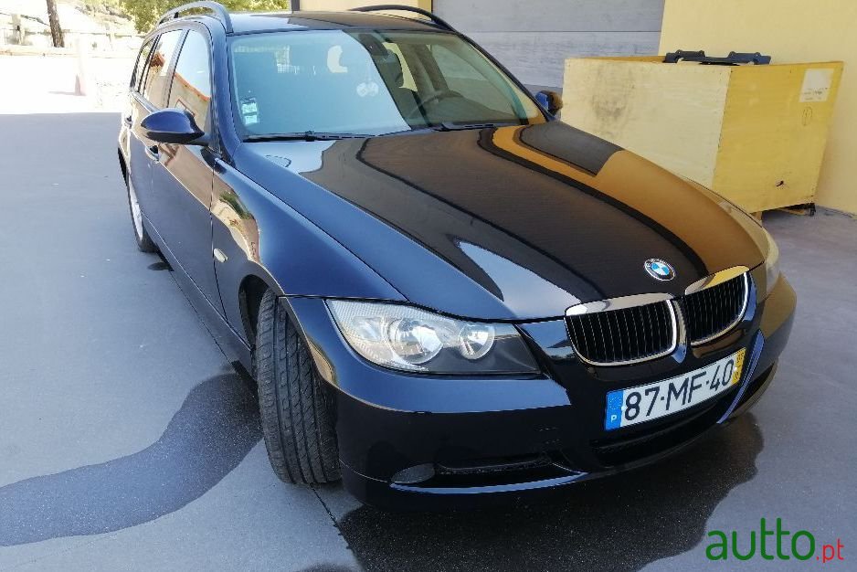 2007' BMW 318 photo #4