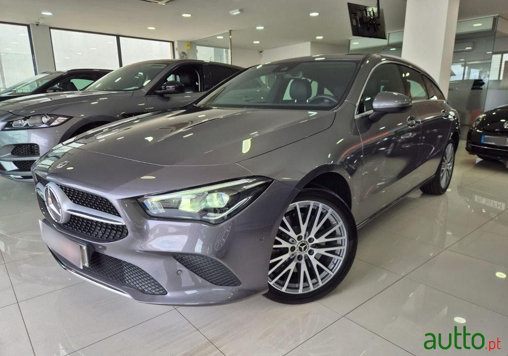 2021' Mercedes-Benz Classe Cla photo #2