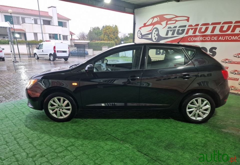 2014' SEAT Ibiza photo #5