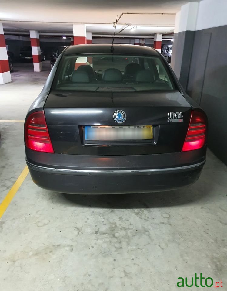 2003' Skoda Superb 1.9 Tdi Elegance photo #6