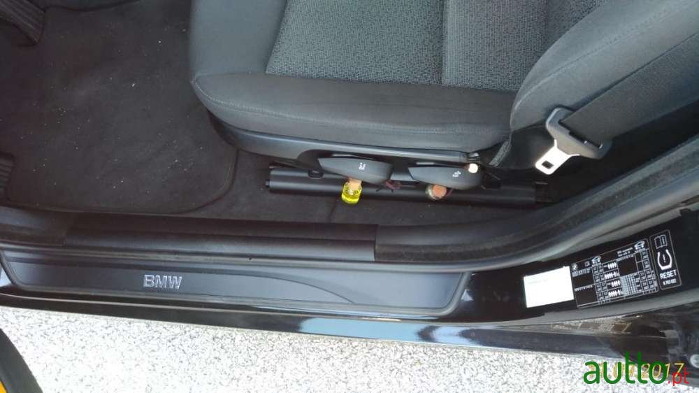 2007' BMW 320 photo #4