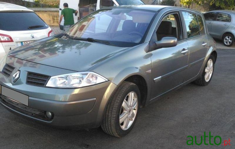 2003' Renault Megane photo #2