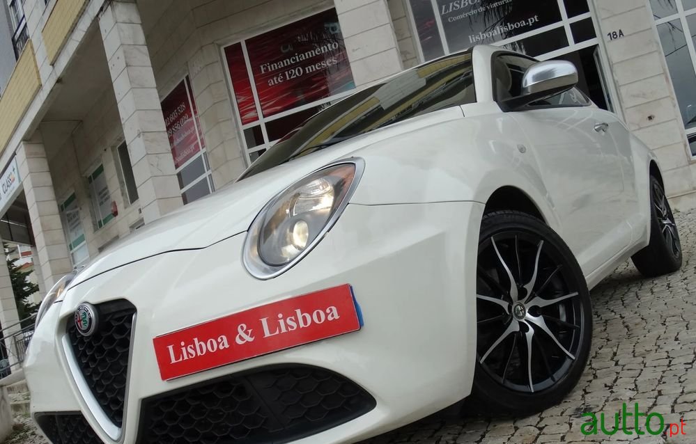 2018' Alfa Romeo MiTo 1.3 Jtdm Super photo #1