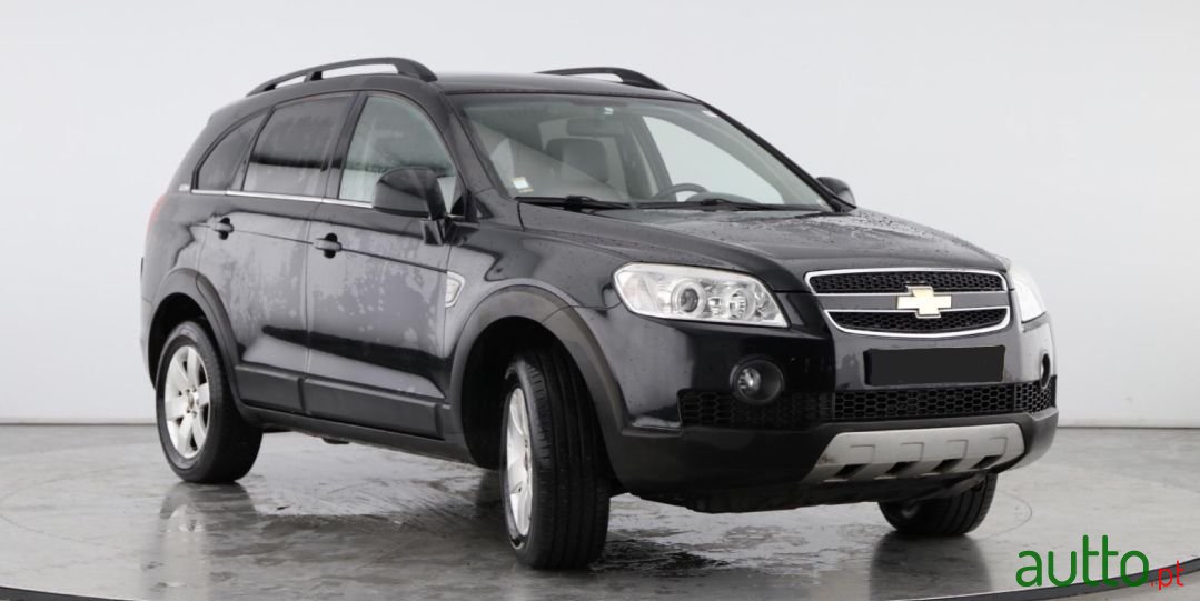 2010' Chevrolet Captiva photo #3