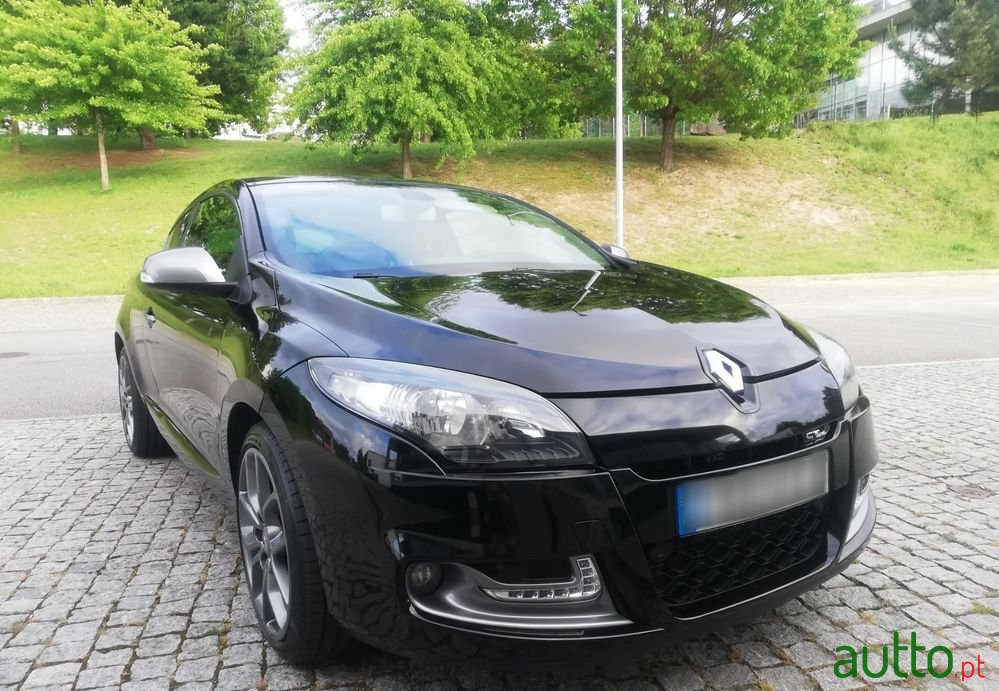 2012' Renault Megane 1.5 Dci Gt Line Ss photo #2