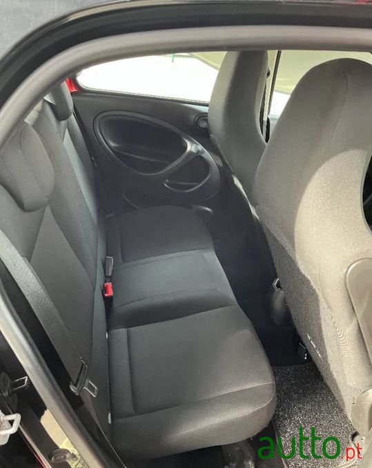 2016' Smart Forfour photo #6