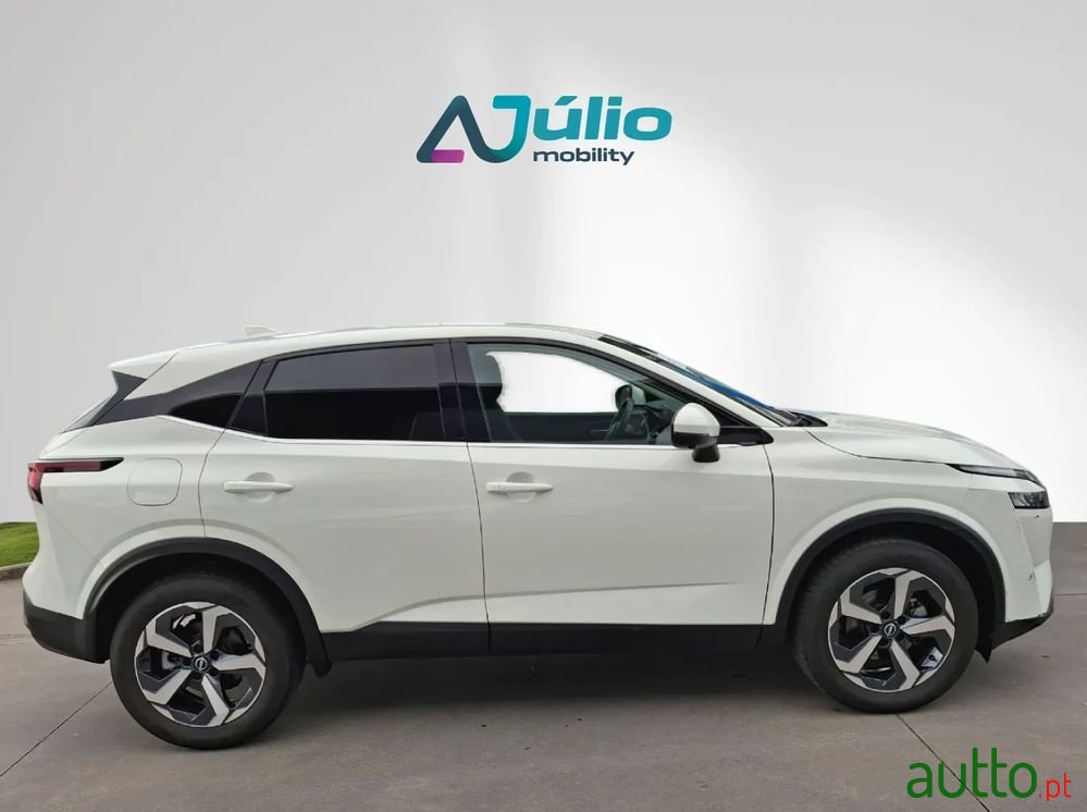 2023' Nissan Qashqai photo #2