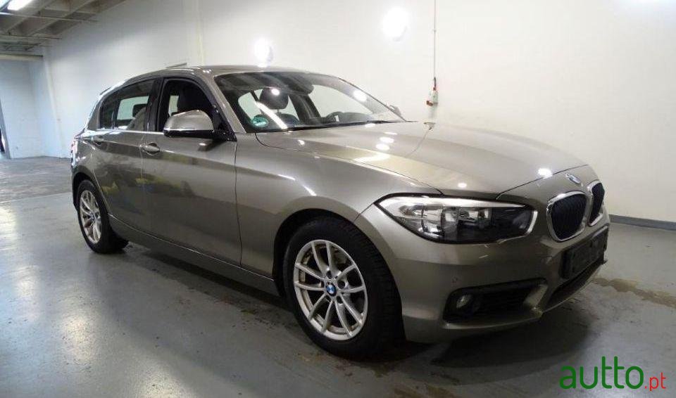 2015' BMW 116 Business photo #3